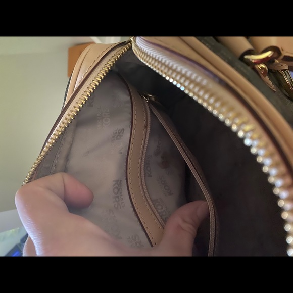 Authentic Michael Kors Top Handle Bag - Picture 4 of 4